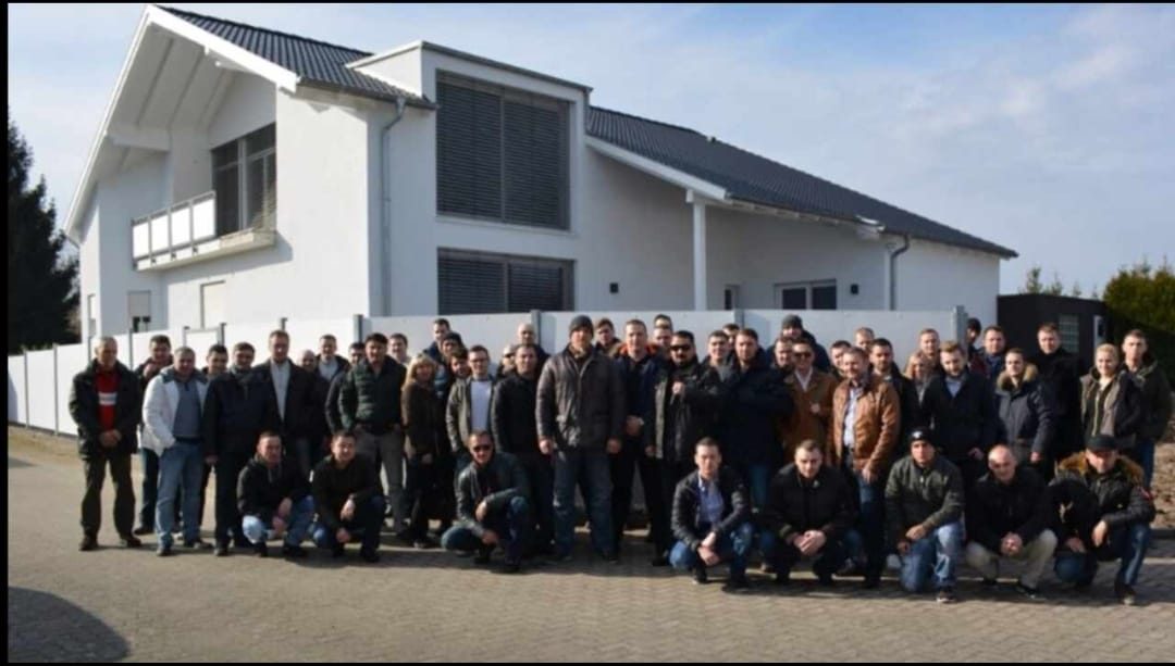 Team von Special Protec bei einem gemeinsamen Termin